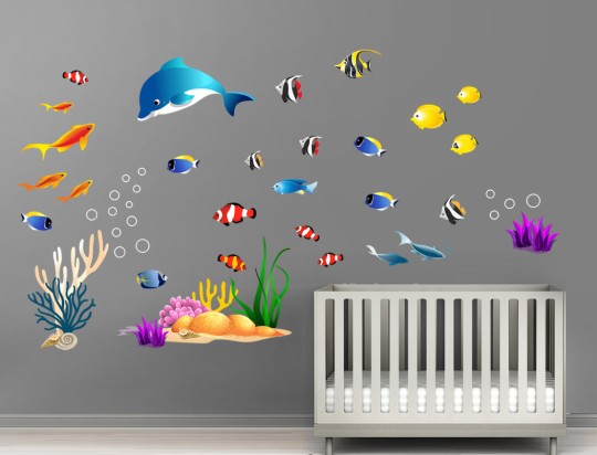 Αυτοκόλλητο τοίχου - Πολύχρωμα ψάρια στον βυθό 127987-1