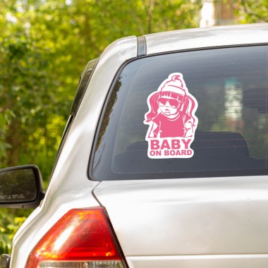 Προστατέψτε τα αγαπημένα σας πρόσωπα με το αυτοκόλλητο  αυτοκινήτου Baby on board.