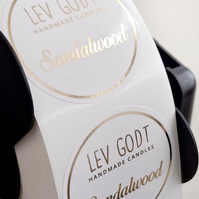 Αυτοκόλλητες ετικέτες χάρτινες λευκές με εκτύπωση σε χρυσό (στρογγυλές)42001